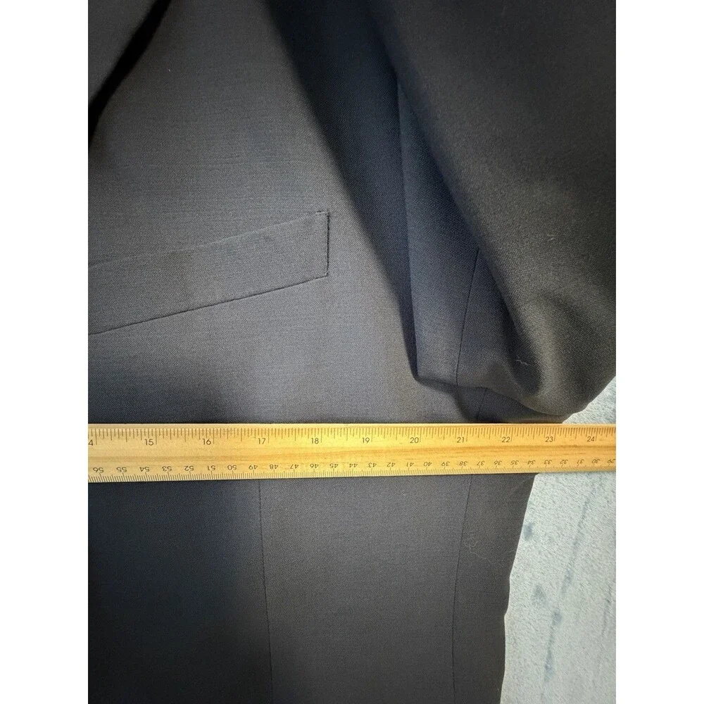 Vintage Claudio Morelli Mens 44R Navy 100% Wool Blazer Woolmark 3 Button Jacket